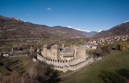 Fenis Castello di Fénis stock.adobe.com 