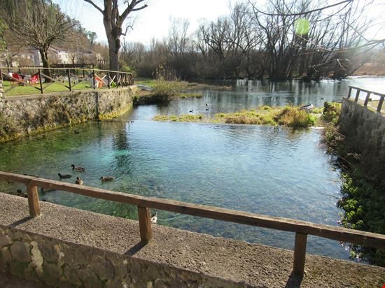 Posta Fibreno Il lago della Posta stock.adobe.com 