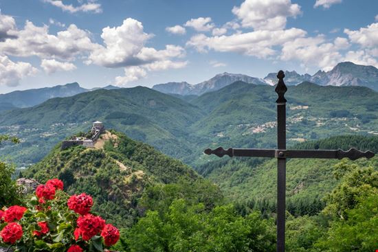 Il Castello della Verrucola Il Castello della Verrucola robertonencini - Shutterstock.com robertonencini