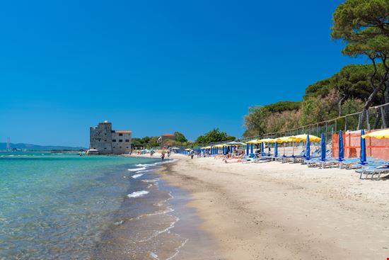 Torre Mozza Torre Mozza GagliardiImages / Shutterstock.com 