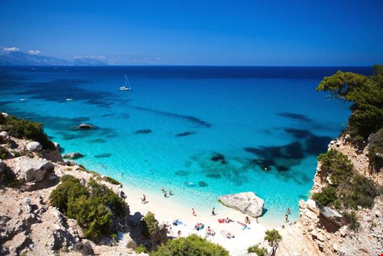 Cala Goloritzé Cala Goloritzé CoolR - Shutterstock.com 