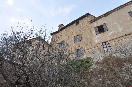 Castello di Scipione Castello di Scipione s74 / Shutterstock.com 