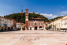 Piazza degli Scacchi