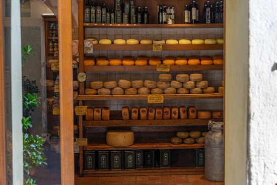 Botteghe di Pienza Shopping nel borgo Svetla Momchilova / Shutterstock.com 