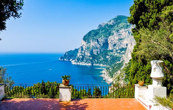 Punta Tragara Panorama di Capri Gimas / Shutterstock.com 
