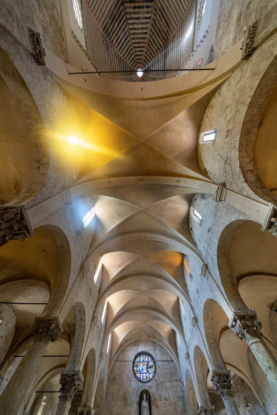 Cattedrale di San Cerbone Viste del duomo Claudio Giovanni Colombo / Shutterstock.com 