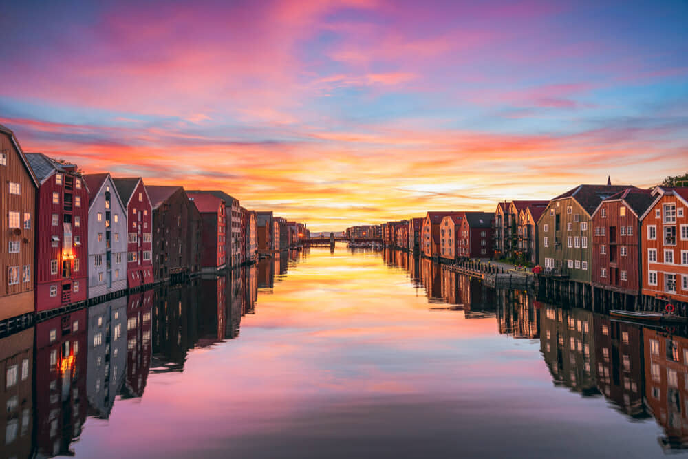 Trondheim al tramonto