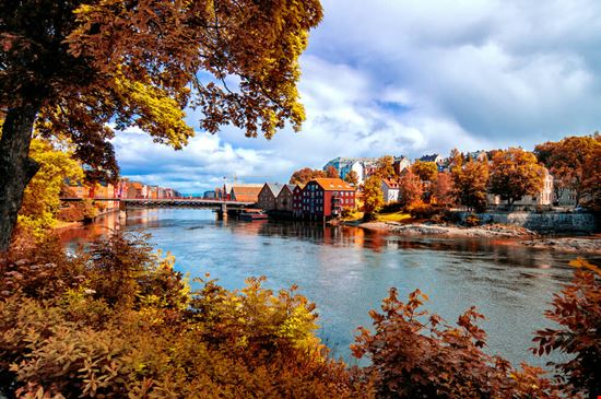 Trondheim autunno Trondheim Shutterstock.com 