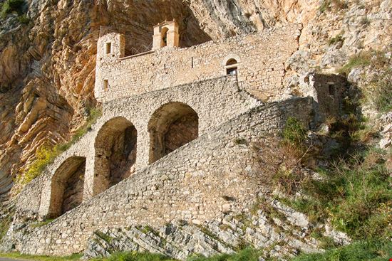 Eremo di San Cataldo Eremo di San Cataldo ffaber53 - Istockphoto.com 