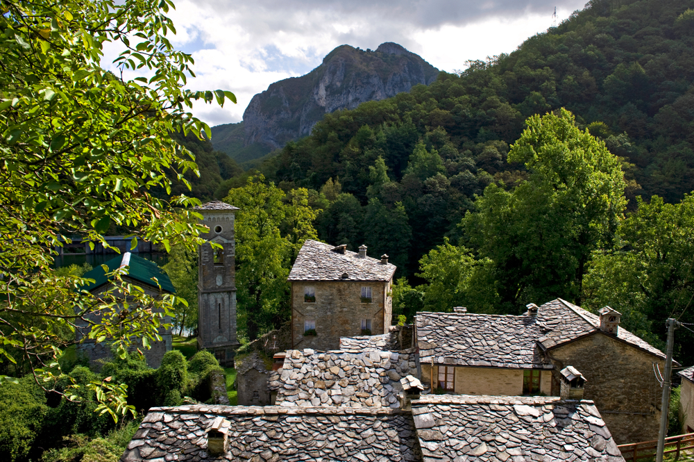 Isola Santa e il Lago