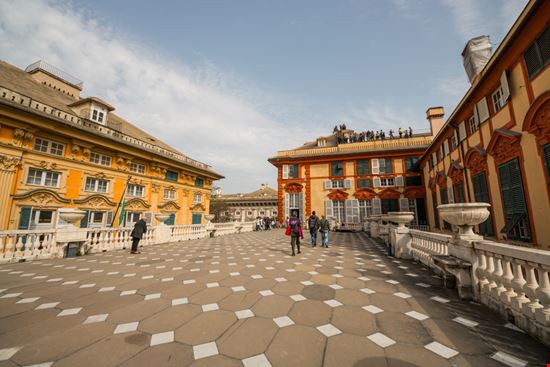 Genova I Rolli gab90 - Shutterstock.com 
