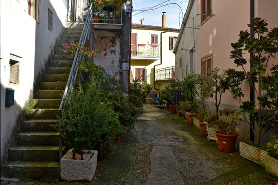 Sant'Agapito Il borgo Giambattista Lazazzera / Shutterstock.com 