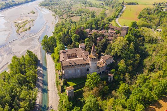Castello di Rivalta Il maniero di lusso sulle rive del Trebbia Shutterstock.com 