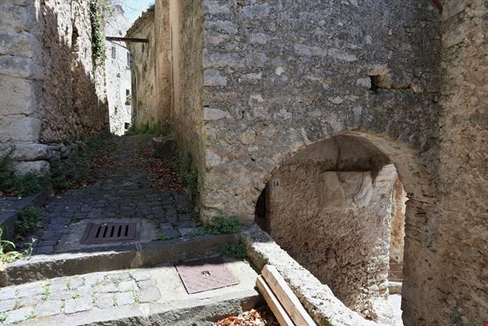 Pesche Scorci del borgo stock.adobe.com 