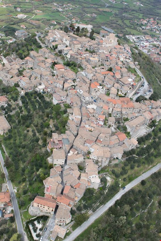 Castro dei Volsci Il borgo di Castro dei Volsci stock.adobe.com 