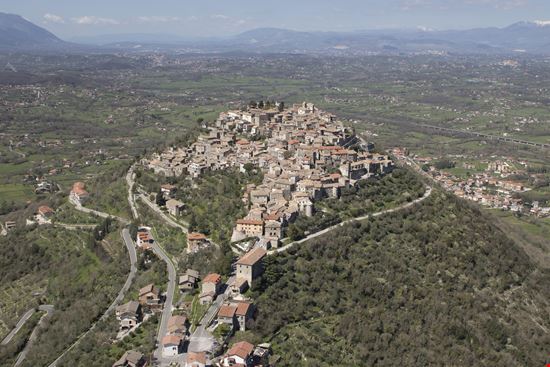 Castro dei Volsci Il borgo di Castro dei Volsci stock.adobe.com 