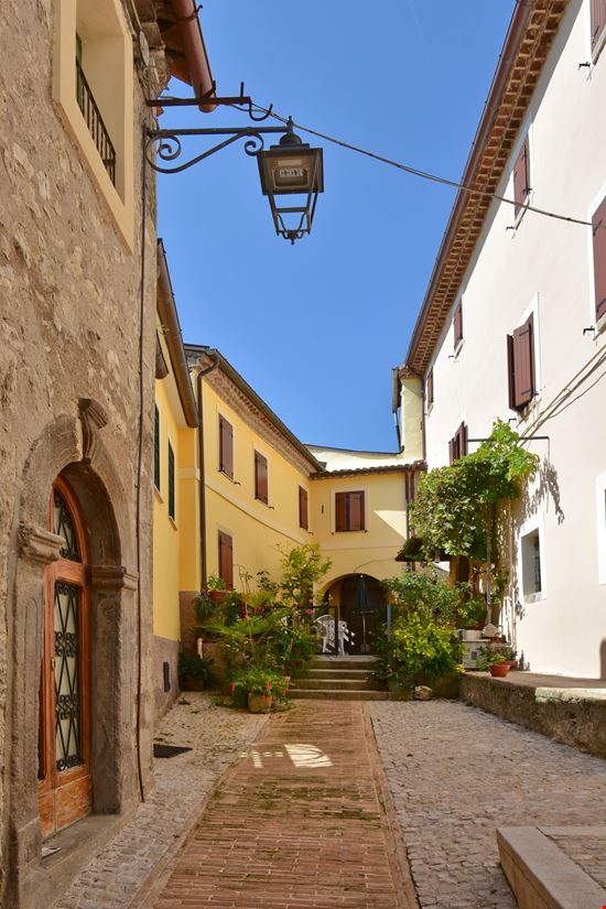 Castro dei Volsci Il borgo di Castro dei Volsci stock.adobe.com 