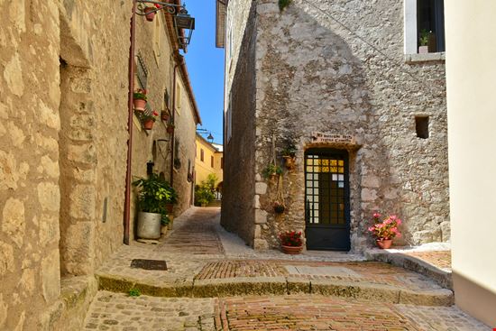 Castro dei Volsci Il borgo di Castro dei Volsci stock.adobe.com 