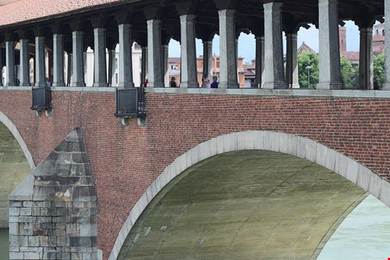 Pavia Ponte Coperto stock.adobe.com 