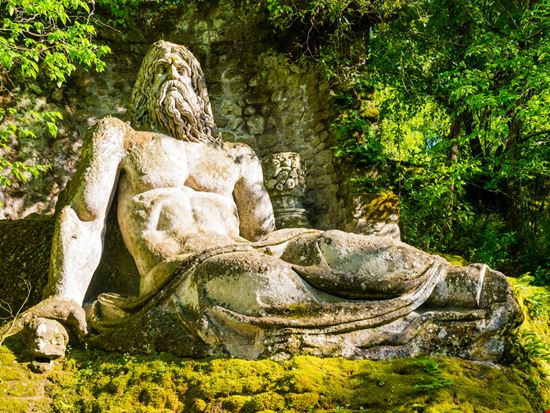 Bomarzo Il parco dei mostri Shutterstock.com 