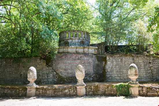 Bomarzo Il parco dei mostri Tatyana Mut / Shutterstock.com 