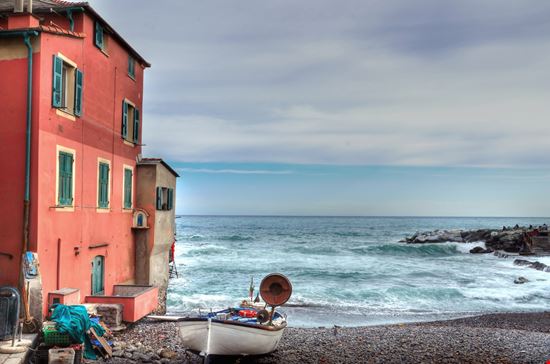 Genova Boccadasse Shutterstock.com 
