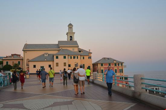 Genova Boccadasse Alena Zharava / Shutterstock.com 