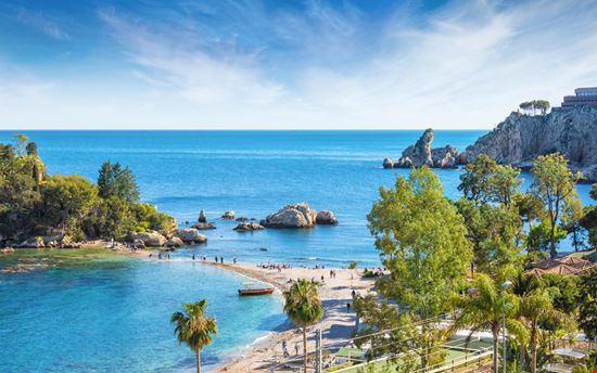 Taormina Isola Bella Shutterstock.com 