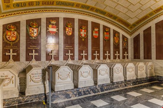 Madrid Monastero El Escorial John_Silver / Shutterstock.com 