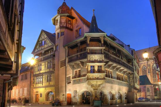 Casa Pfister Casa Pfister Mihai-Bogdan Lazar - Shutterstock.com Mihai-Bogdan Lazar
