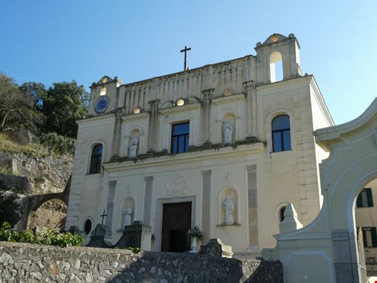 Gaeta Montagna Spaccata s74 - Shutterstock.com 