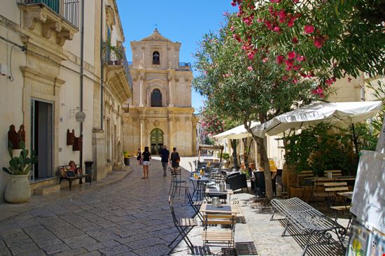 Chiesa di San Giovanni Chiesa di San Giovanni gadzius - Shutterstock.com 