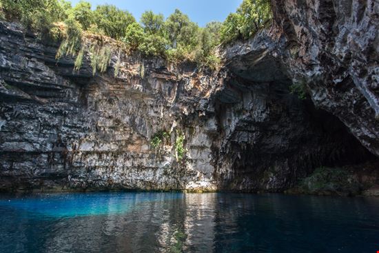 Cefalonia grotta Melissani stock.adobe.com 