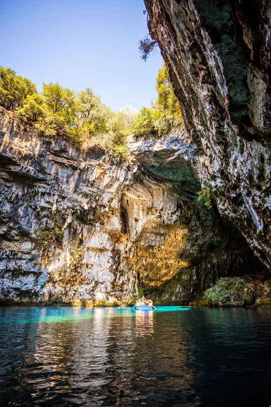 Cefalonia grotta Melissani stock.adobe.com 