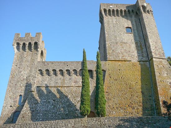Piancastagnaio Borgo Vecchio stock.adobe.com 