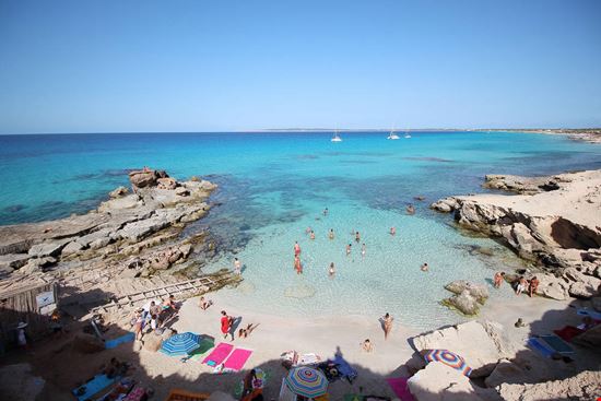 Cala de Mort Cala de Mort Nacho Such - Shutterstock.com Nacho Such