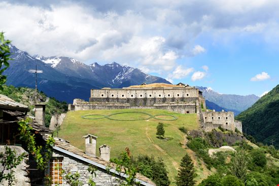 Forte di Exilles Forte di Exilles Mny-Jhee - Shutterstock.com 