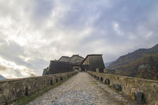 Forte di Exilles Forte di Exilles illpax / Shutterstock.com 