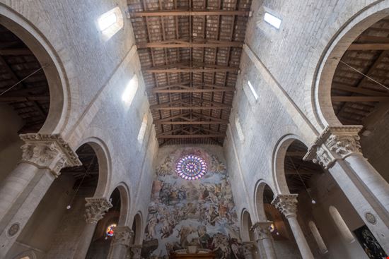 Duomo Duomo Claudio Giovanni Colombo / Shutterstock.com 