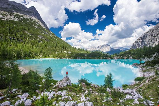 Lago di Sorapis Lago di Sorapis jankabrt - Shutterstock.com 