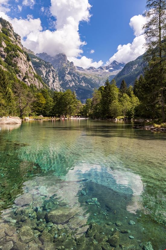 Val di Mello Val di Mello Shutterstock.com 