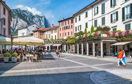 Lecco Lecco elesi / Shutterstock.com 