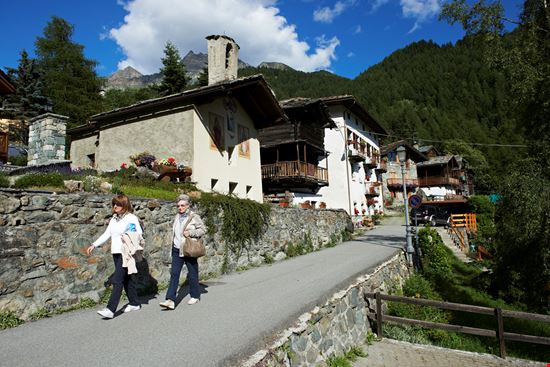 Valtournenche Valtournenche tanukiphoto - Istockphoto.com 