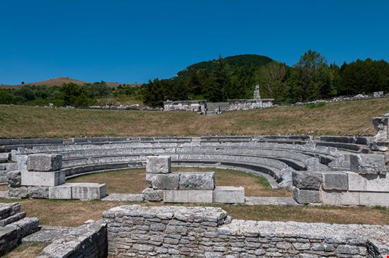 Pietrabbondante Teatro sannitico stock.adobe.com 