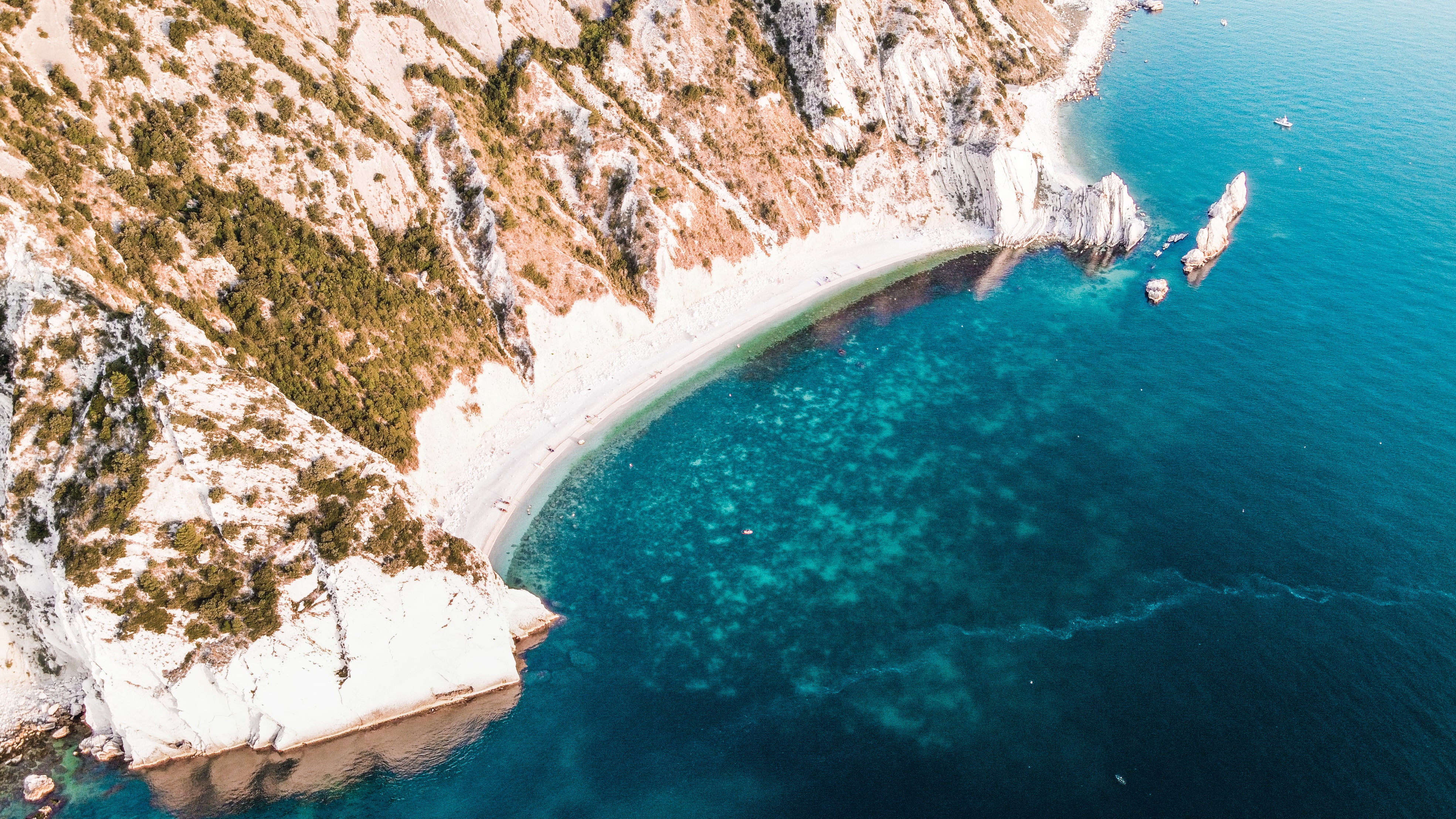 Spiaggia le due Sorelle