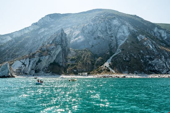 Spiaggia le due Sorelle Una delle migliori spiagge del Conero stock.adobe.com 