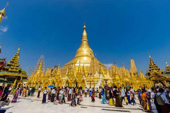 Yangon Yangon French Jessica Lee / Shutterstock.com 
