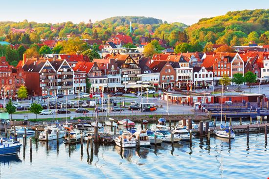 Travemunde Travemunde Scanrail1 - Shutterstock.com 