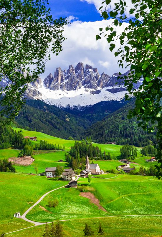 Dolomiti Dolomiti leoks - Shutterstock.com 