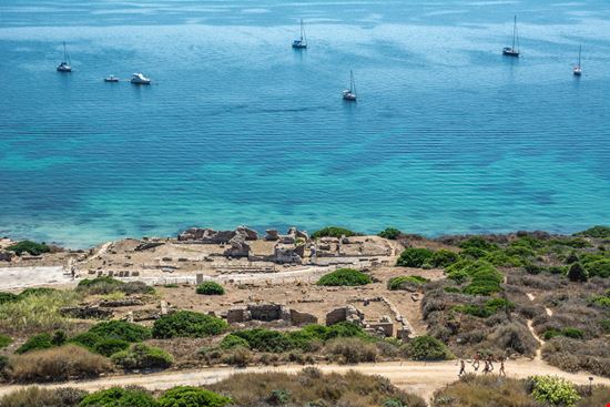 Penisola del Sinis Penisola del Sinis Jana Land - Shutterstock.com 